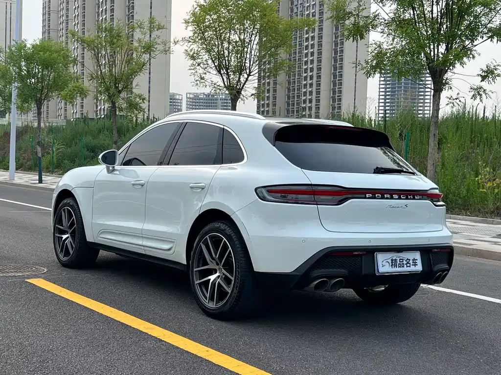 Porsche Macan 2023 — фото 11