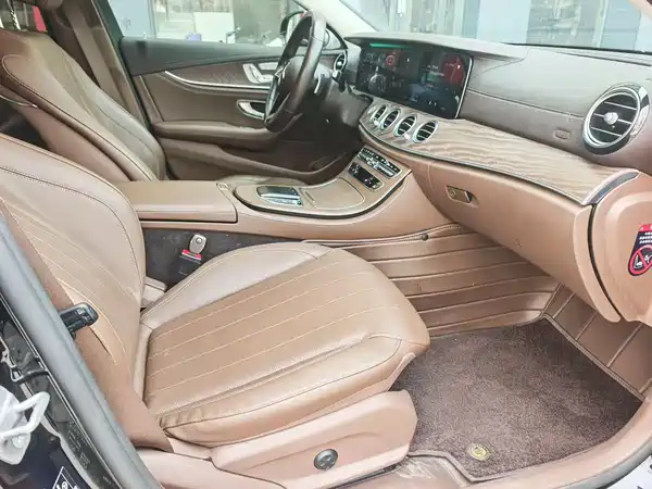 Mercedes-Benz E-Class 2021