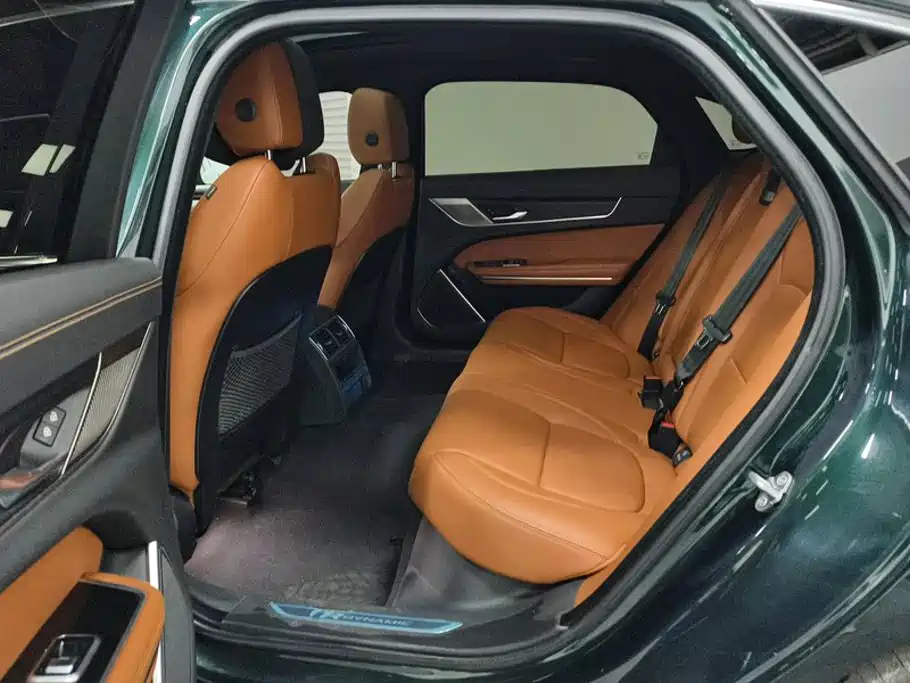 Jaguar XFL 2023 — фото 11