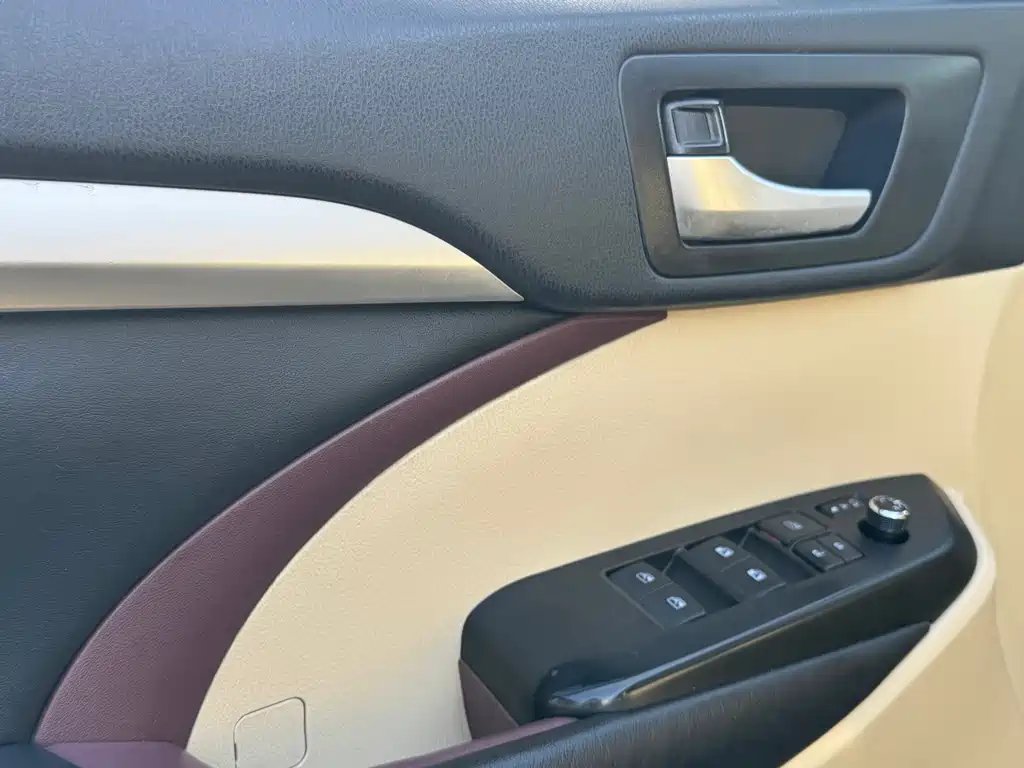 Toyota Highlander 2017