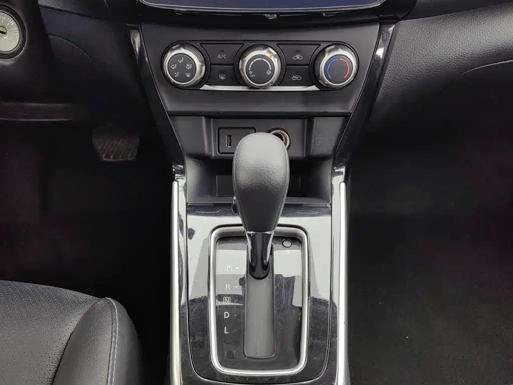 Nissan Sylphy 2023 — фото 13