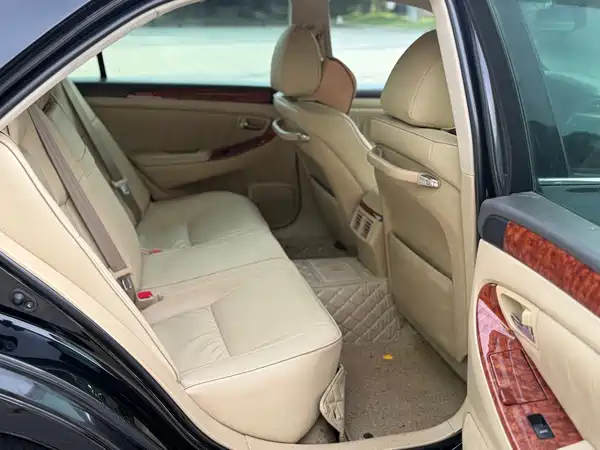 Toyota Crown 2006