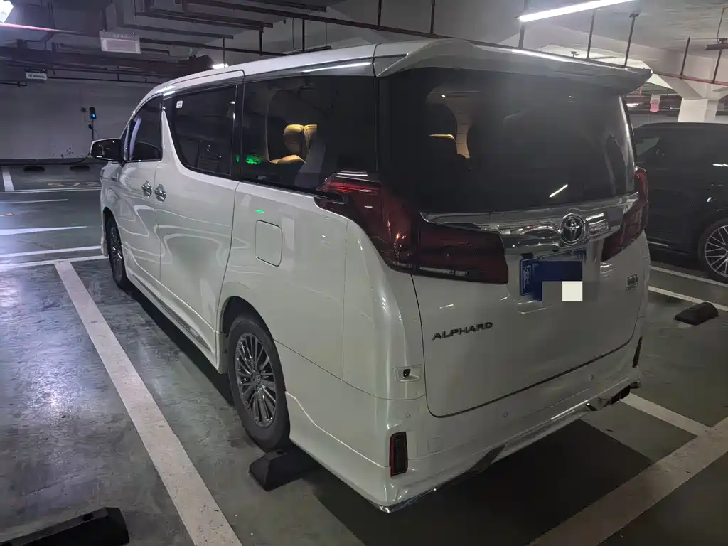 Toyota Alphard 2019