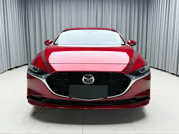 Mazda 3 Axela 2022