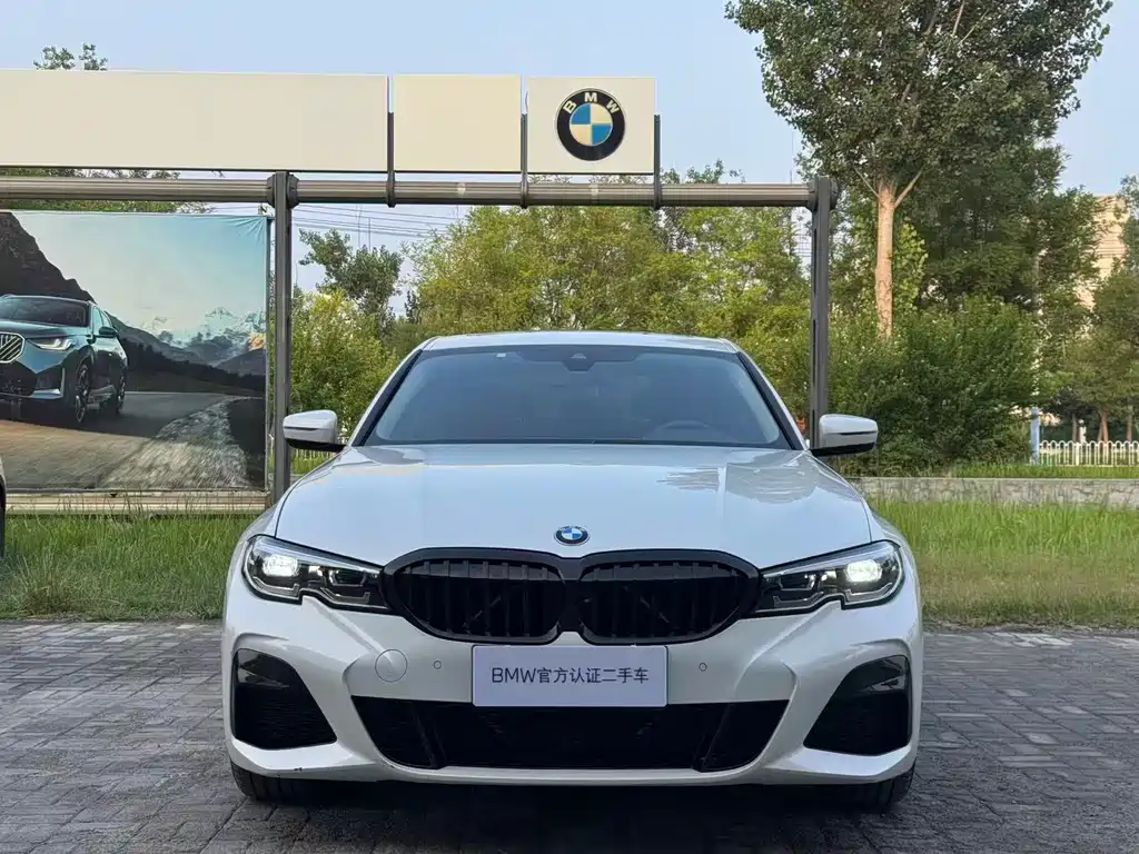 BMW 3 Series 2021