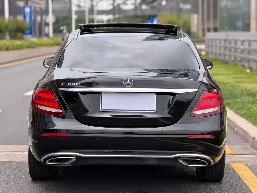 Mercedes-Benz E-Class 2020 — фото 5
