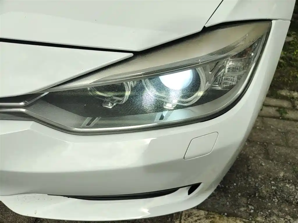 BMW 3 Series 2014 — фото 24