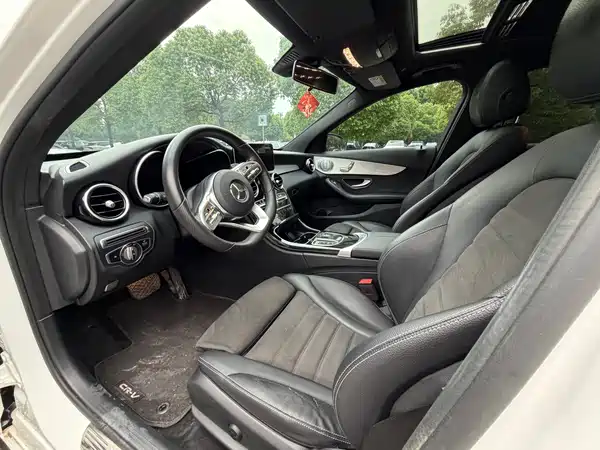 Mercedes-Benz C-Class 2021
