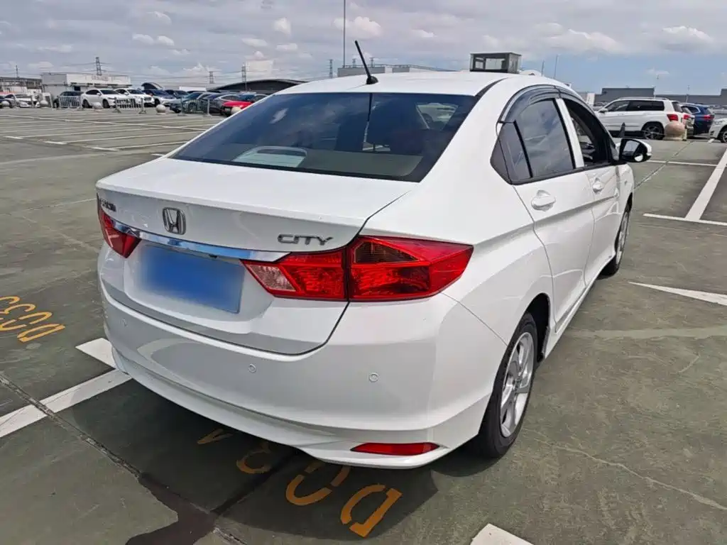 Honda City 2018 — фото 7