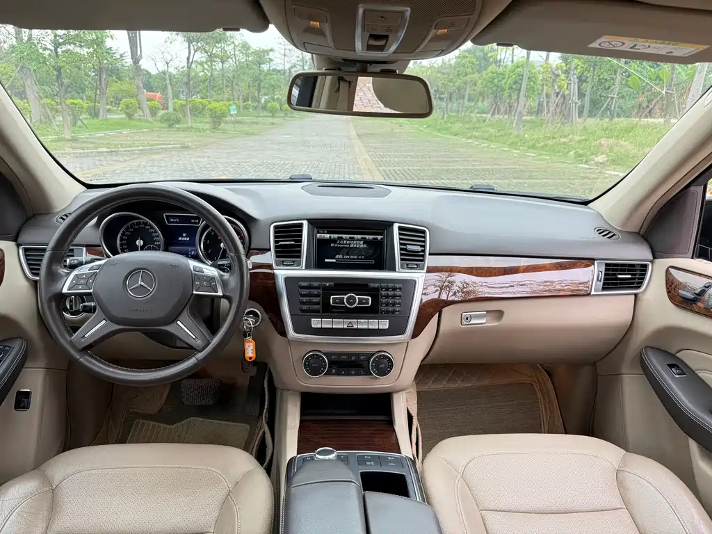 Mercedes-Benz M-Class 2015 — фото 7