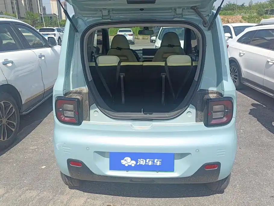 Geely Galaxy Panda 2023
