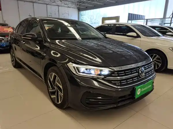 Volkswagen Sagitar 2023