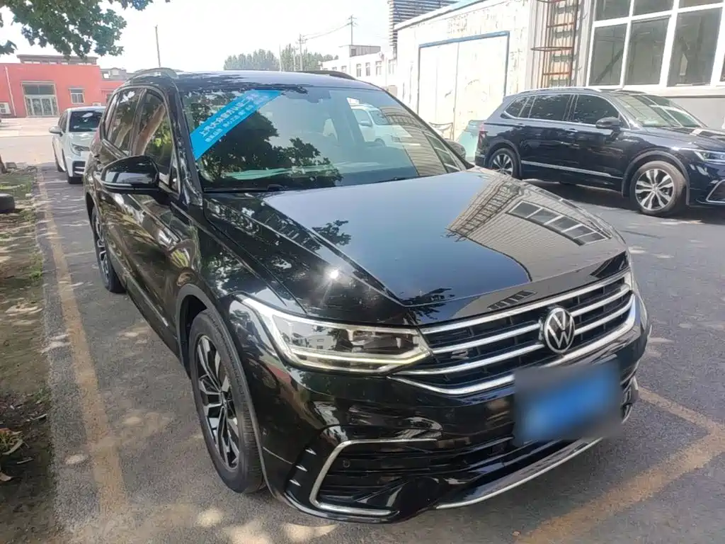 Volkswagen Tiguan L 2022