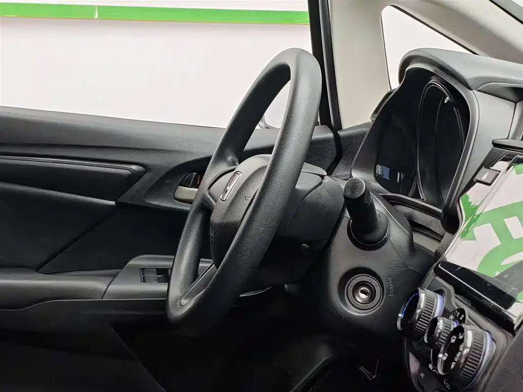 Honda Fit 2018 — фото 22
