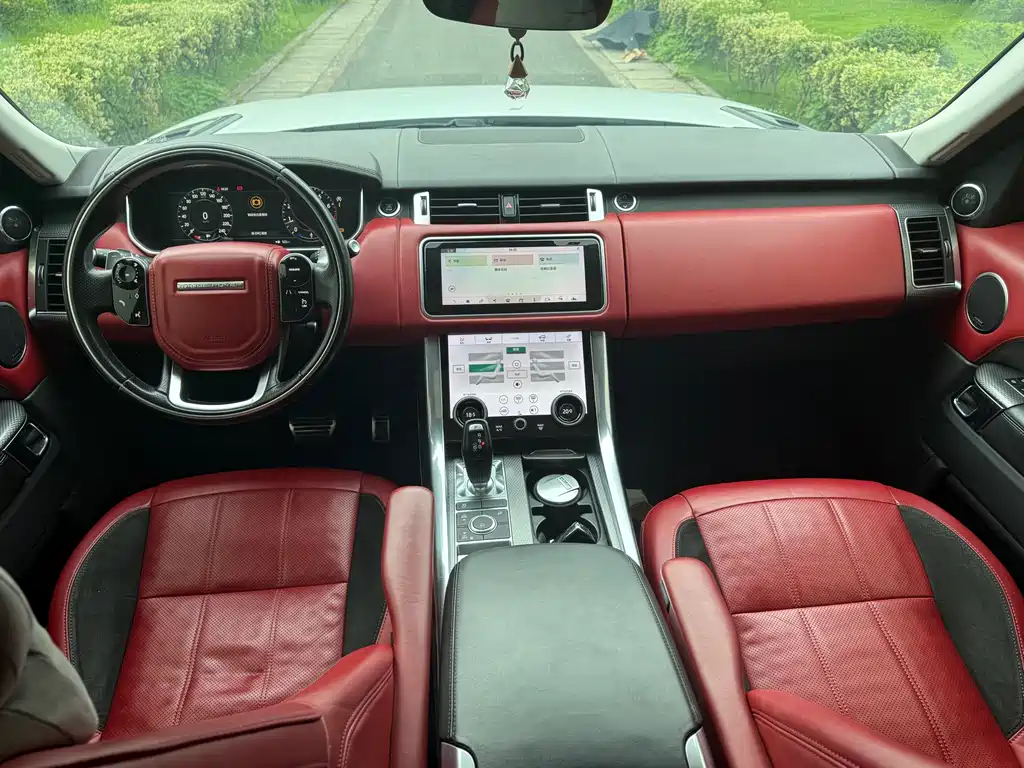 Land Rover Sport 2018