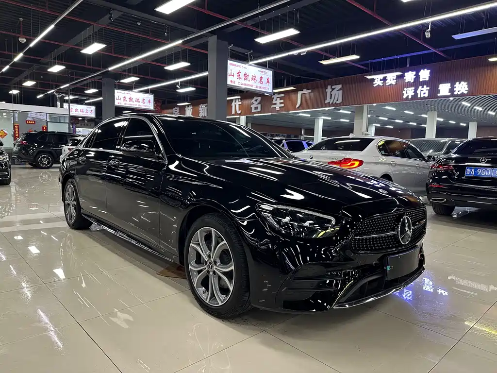 Mercedes-Benz E-Class 2023 — фото 3