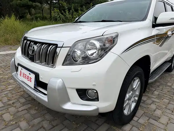 Toyota Prado 2012