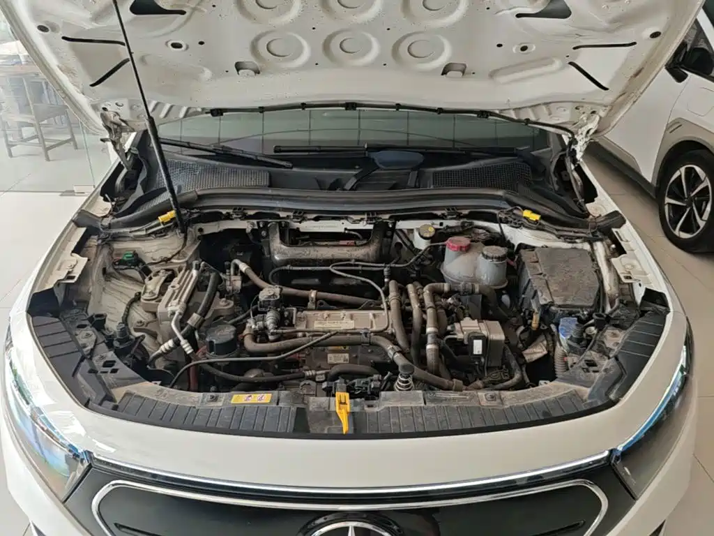 Mercedes-Benz EQA 2023 — фото 16