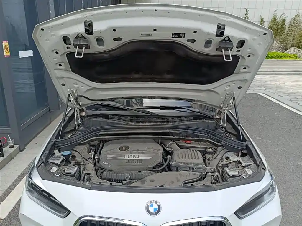 BMW X2 2022 — фото 20