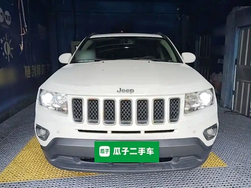 Jeep Compass 2014 — фото 3