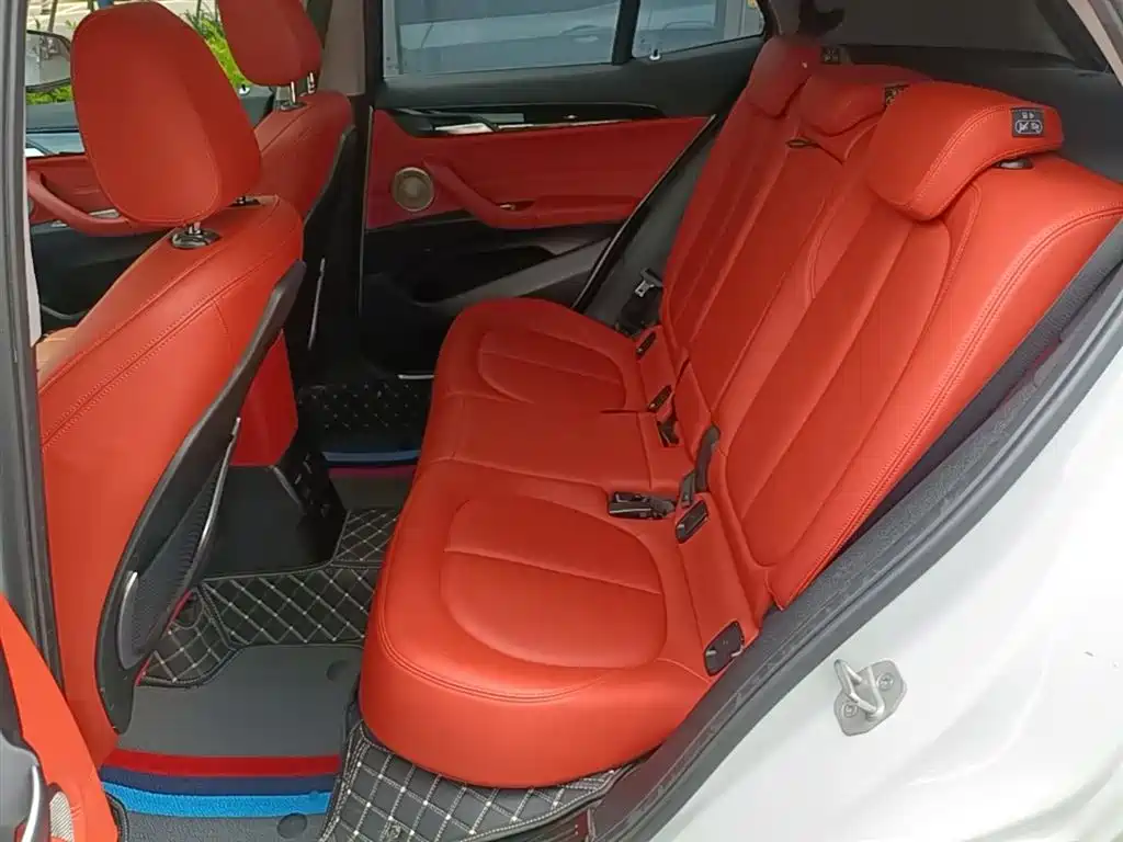 BMW X2 2022 — фото 17