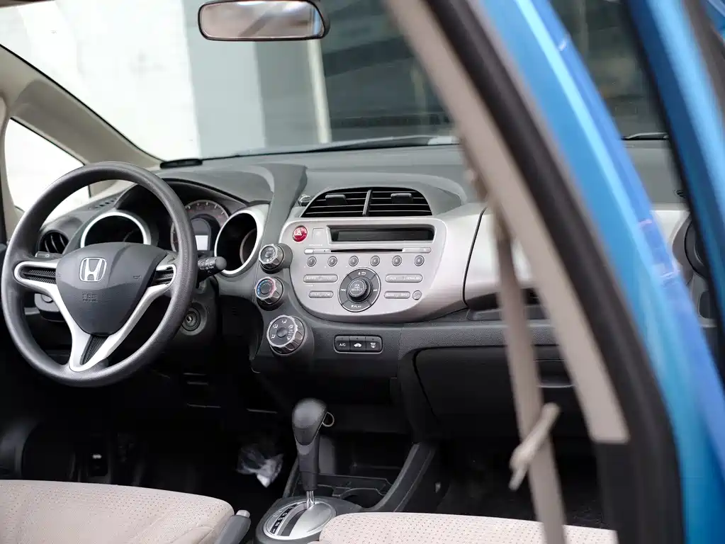 Honda Fit 2010 — фото 53