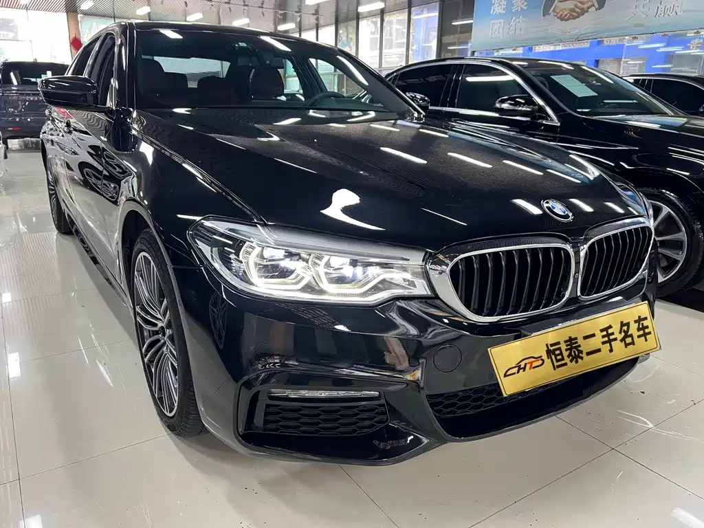 BMW 5 Series 2018 — фото 2