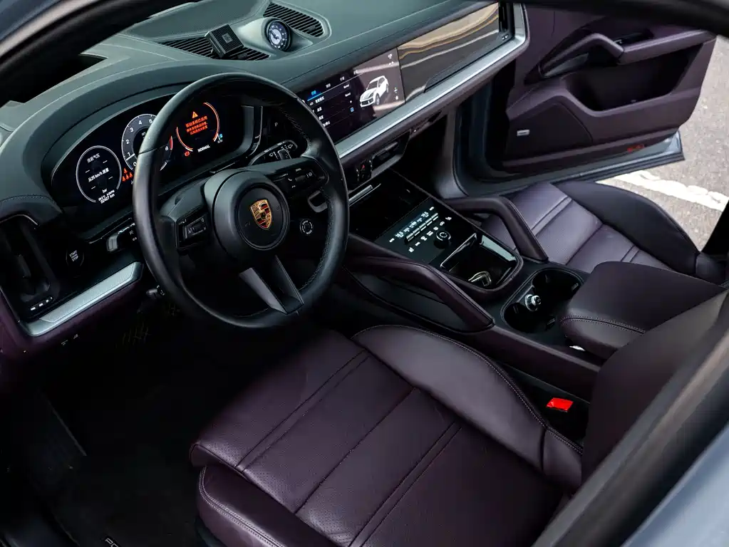 Porsche Cayenne 2024 — фото 17