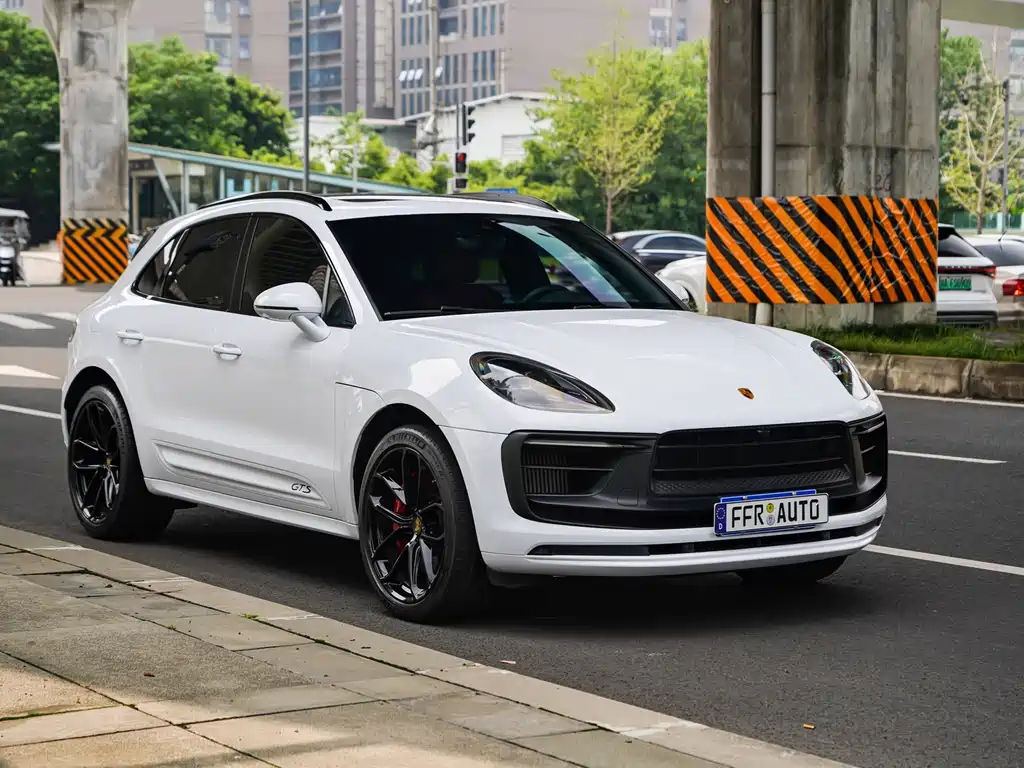 Porsche Macan 2022 — фото 15