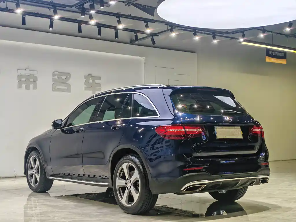Mercedes-Benz GLC 2016 — фото 16