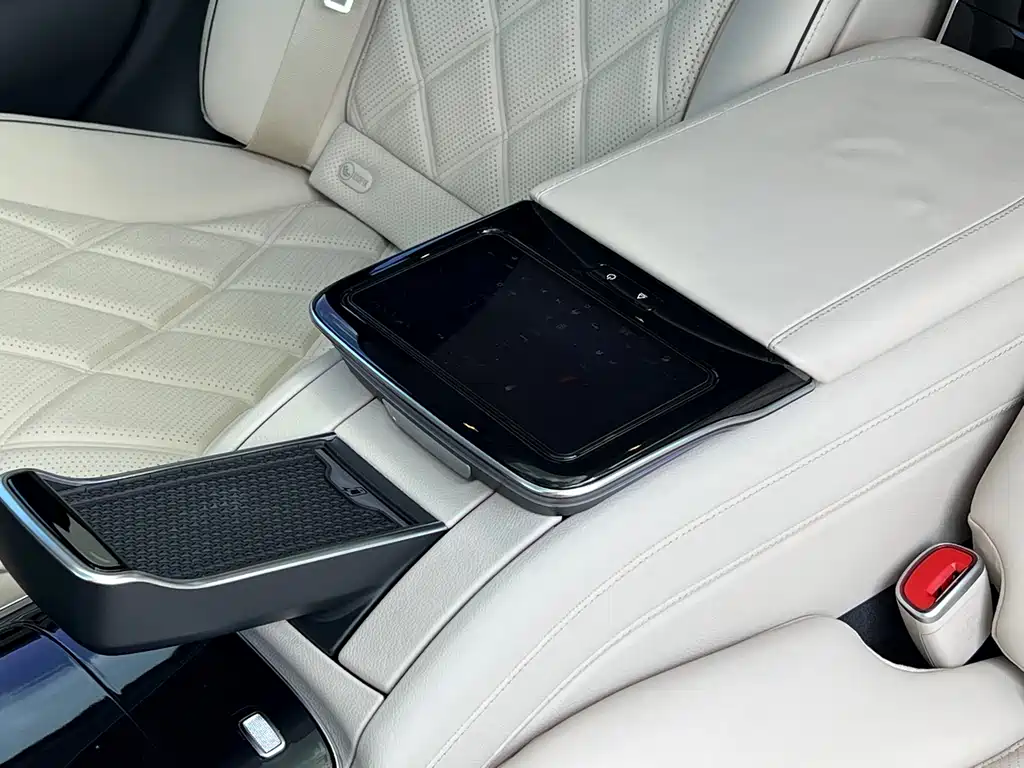 Mercedes-Benz S-Class 2024 — фото 13