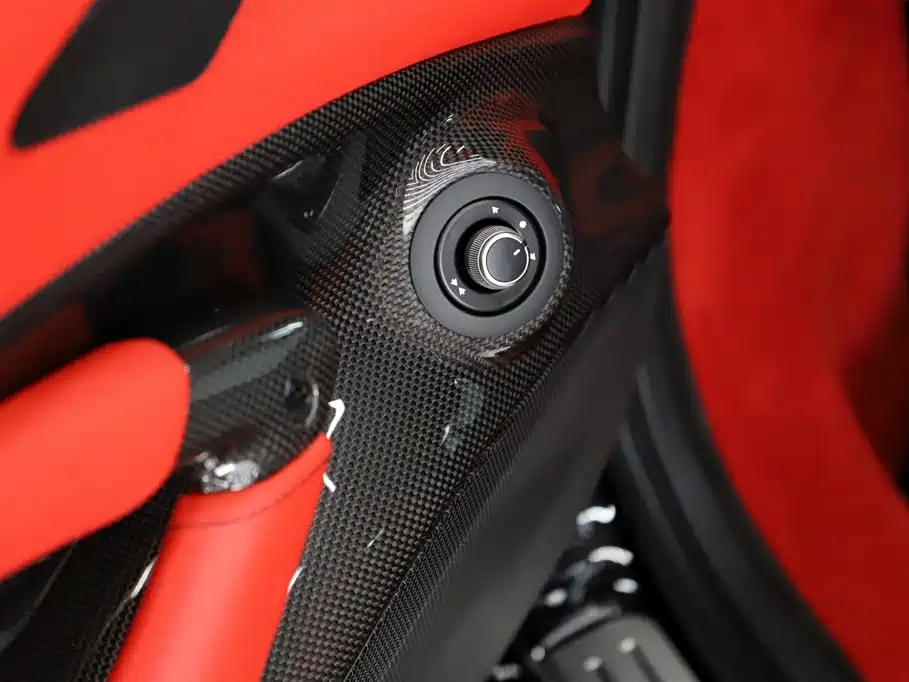 Ferrari F8 2022 — фото 20