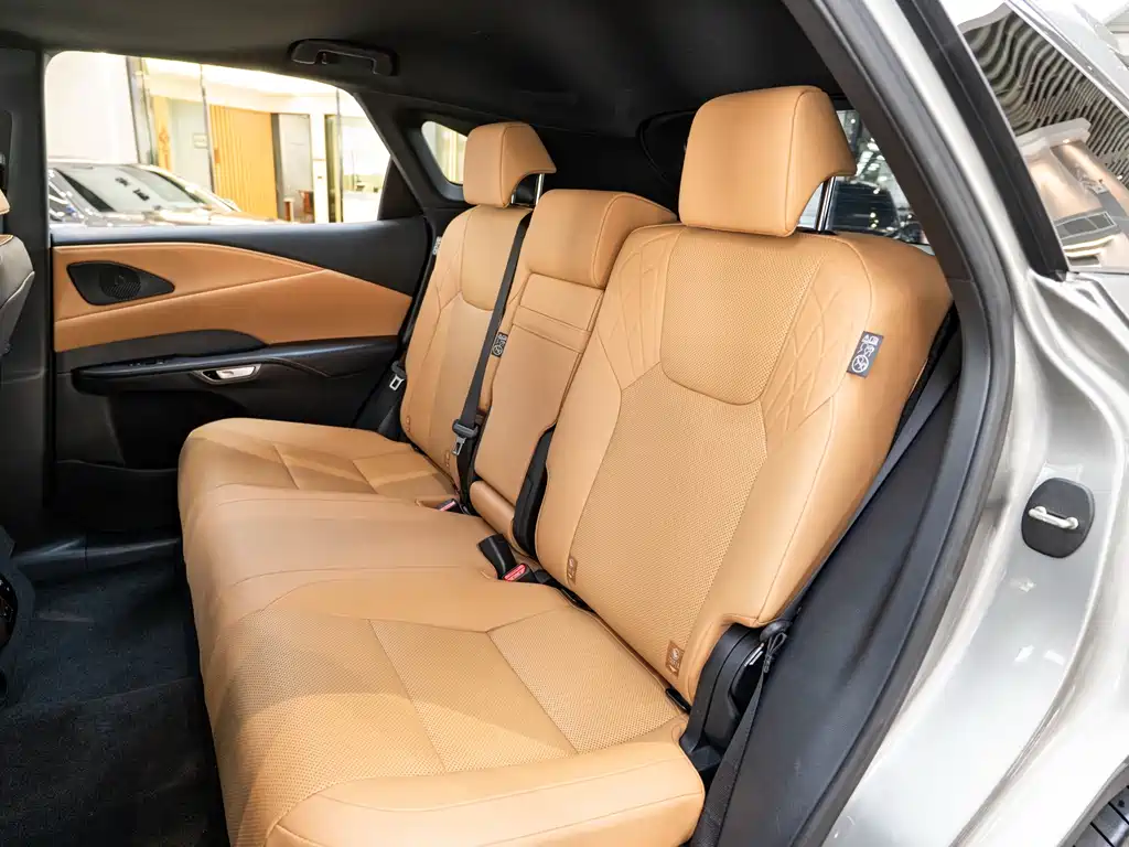 Lexus RX 2025 — фото 12