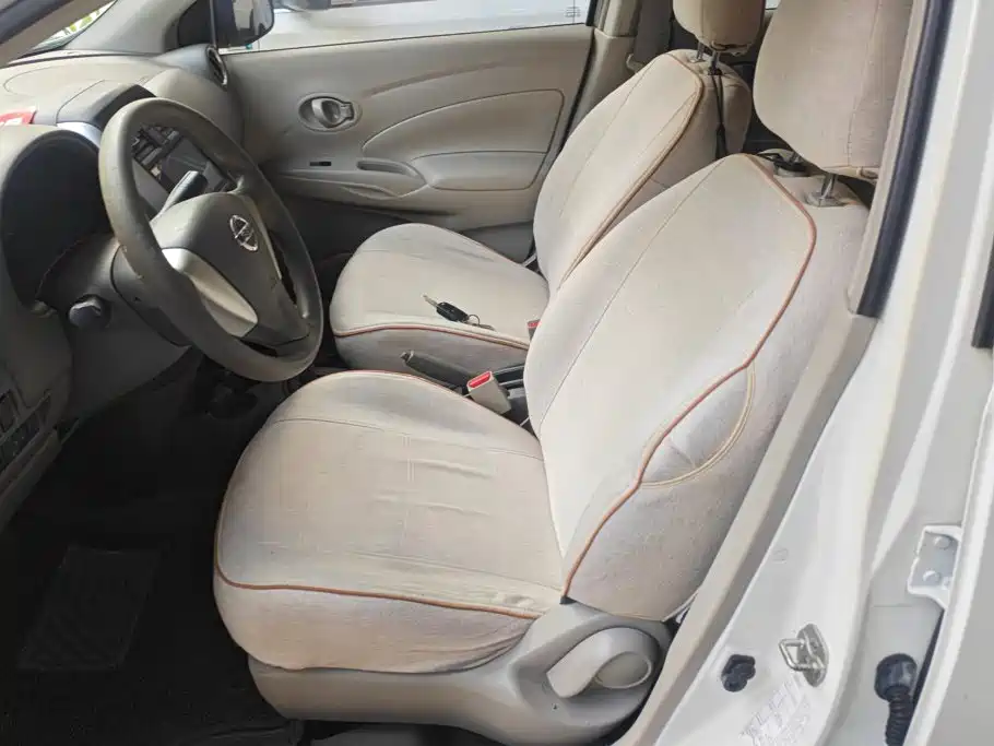 Nissan Sunny 2015 — фото 9