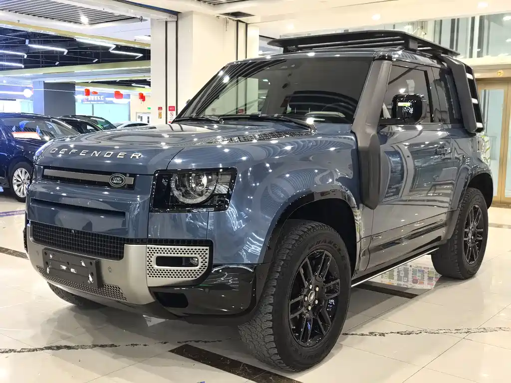 Land Rover Defender 2022
