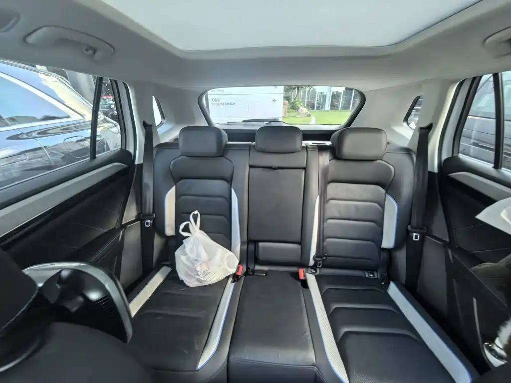 Volkswagen Tanyue GTE 2021 — фото 4