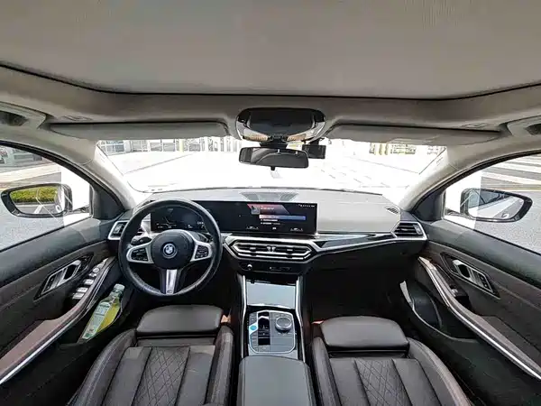 BMW i3 2022