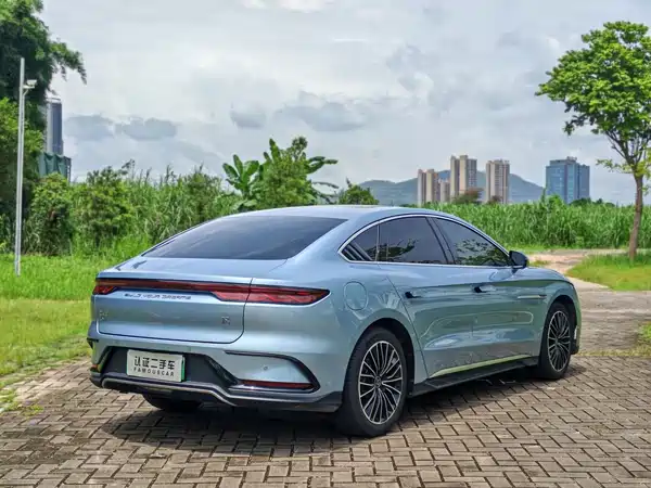 BYD Han 2024