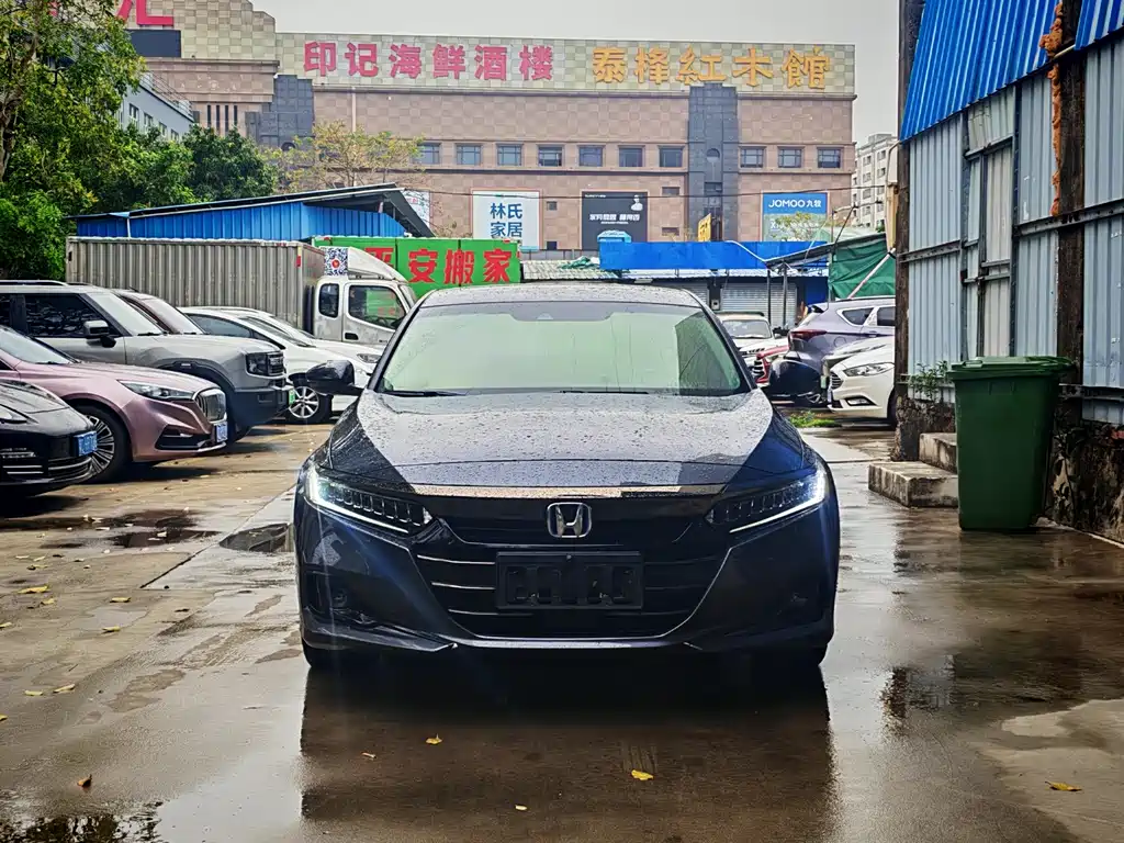 Honda Accord 2023 — фото 2