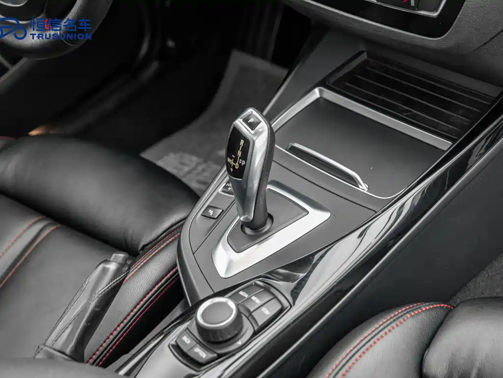 BMW 2 Series 2019 — фото 19