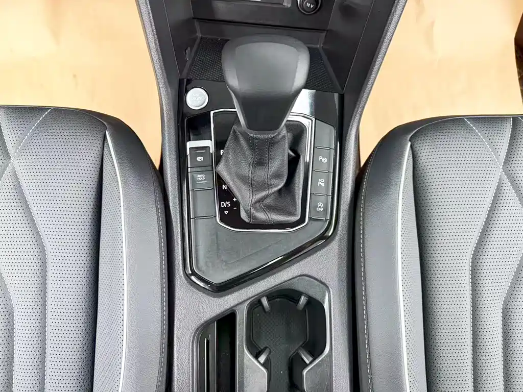 Volkswagen Tiguan L 2024 — фото 18