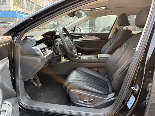 Hongqi H5 2023