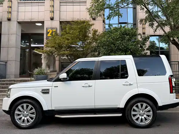 Land Rover Discovery 2015