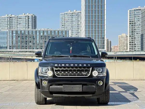Land Rover Discovery 2015