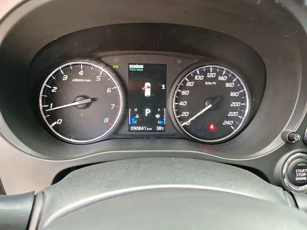 Mitsubishi Outlander 2018 — фото 12