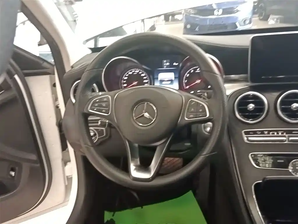 Mercedes-Benz C-Class 2017 — фото 11