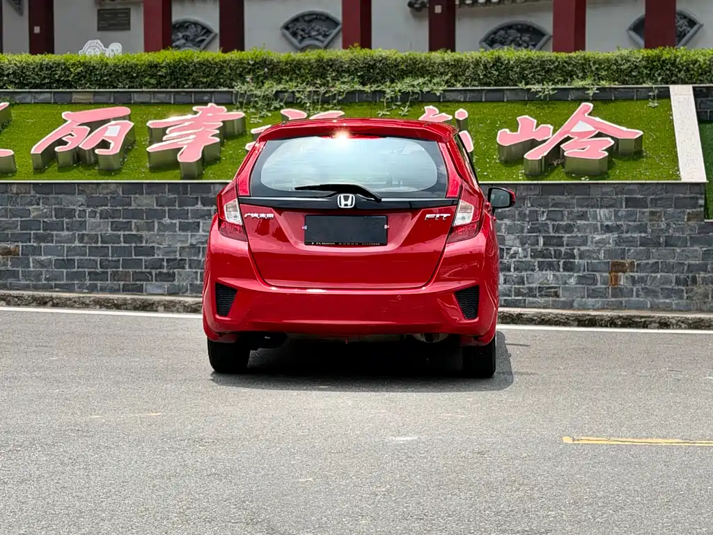 Honda Fit 2016 — фото 8