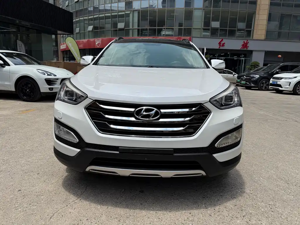 Hyundai Santa Fe 2015 — фото 2