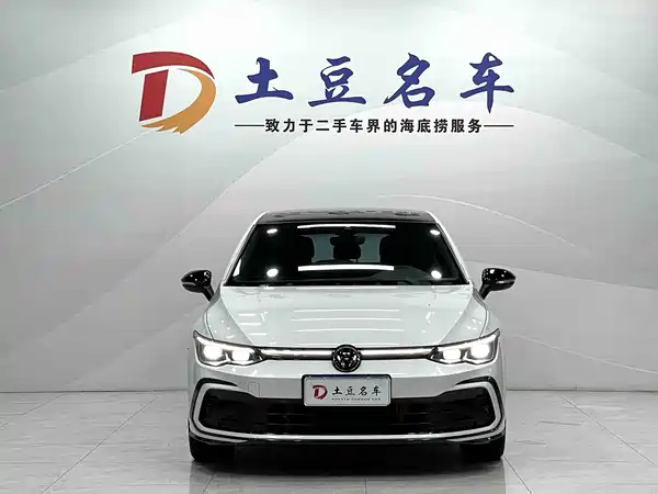 Volkswagen Golf 2022