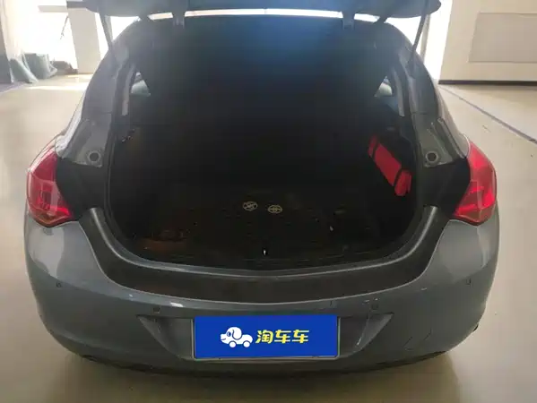 Buick Excelle GT 2012